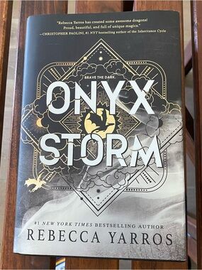 Onyx Storm Book by Rebecca Yarros 1st edition
